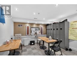145 Lakeshore Road E, Oakville, ON L6J1H3 Photo 8