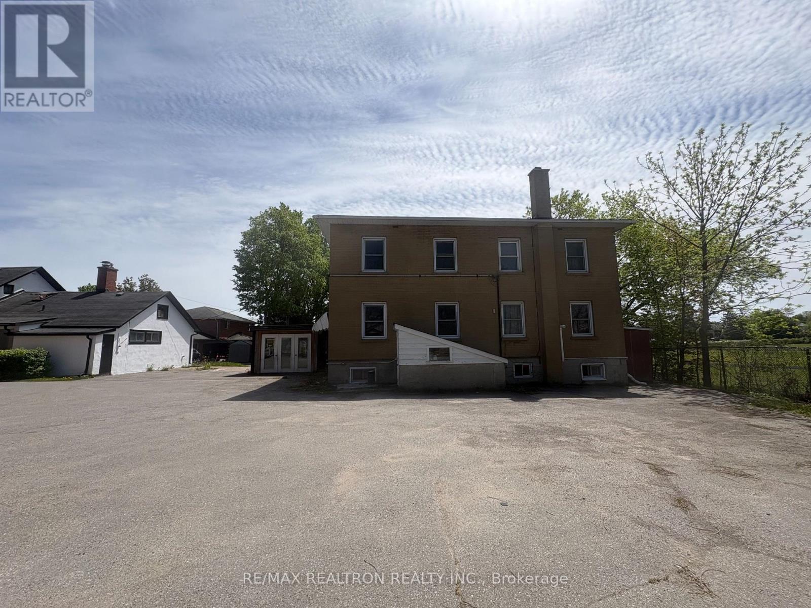 188 HENRY STREET - 4