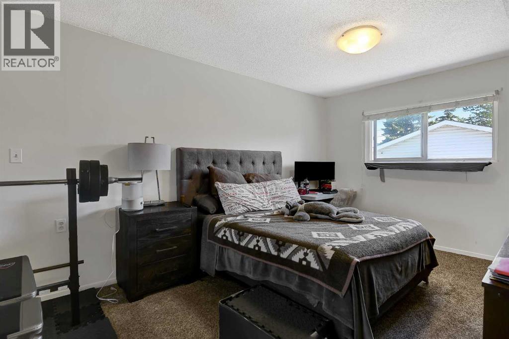 8511 99B Street - 15