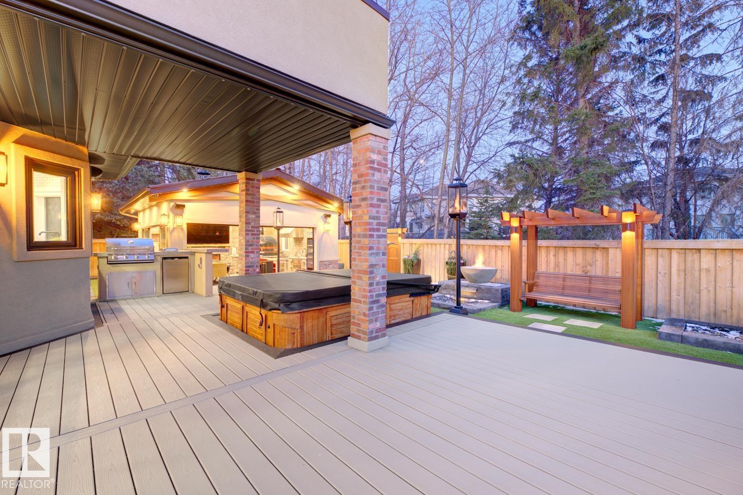 439 ROONEY CR NW - 54