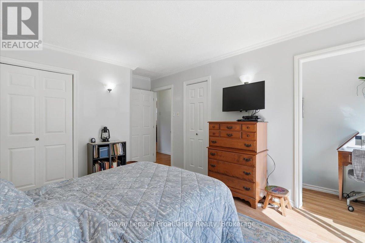 21 GLENDALE ROAD - 20