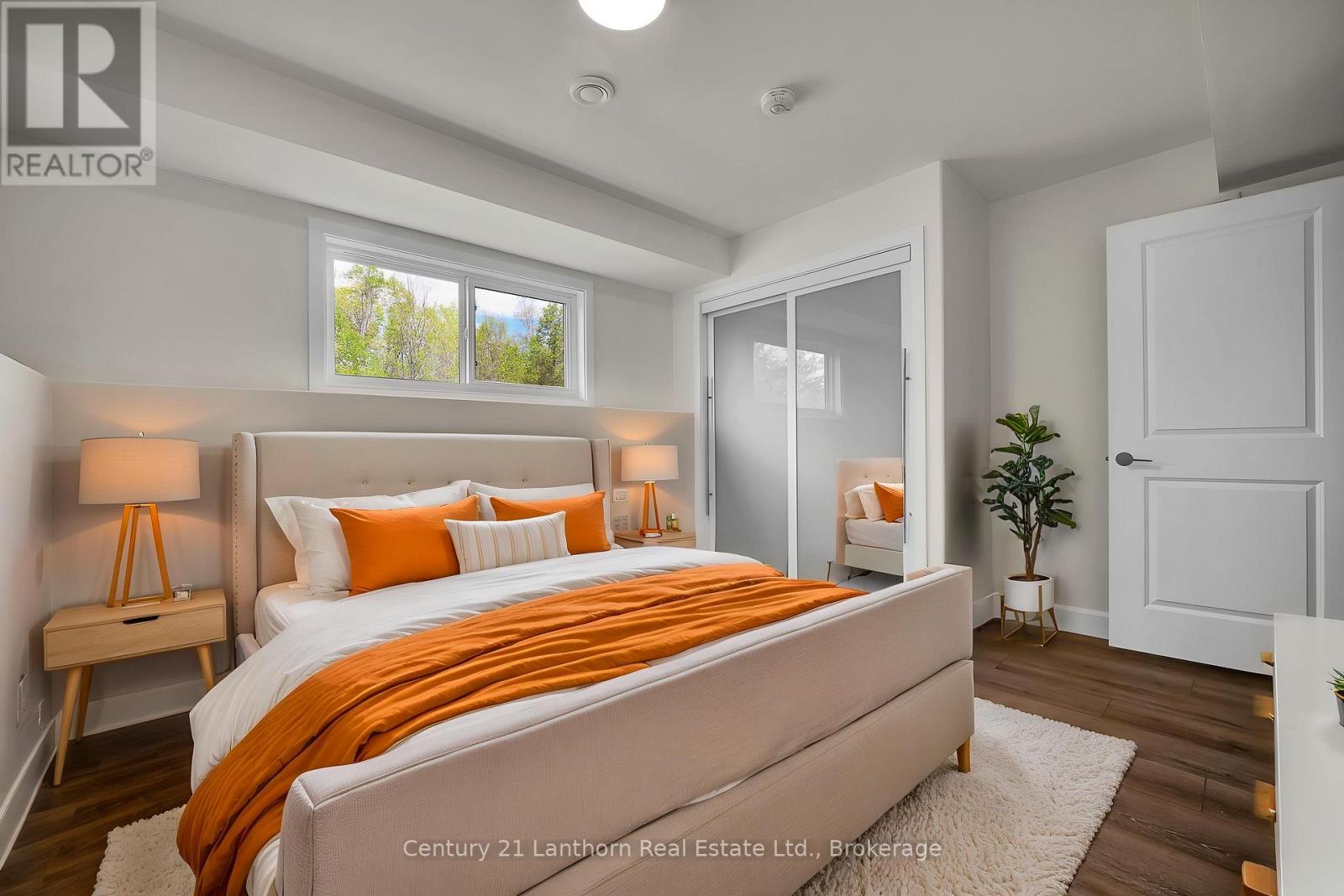 488 JOHNSTON ROAD - 34