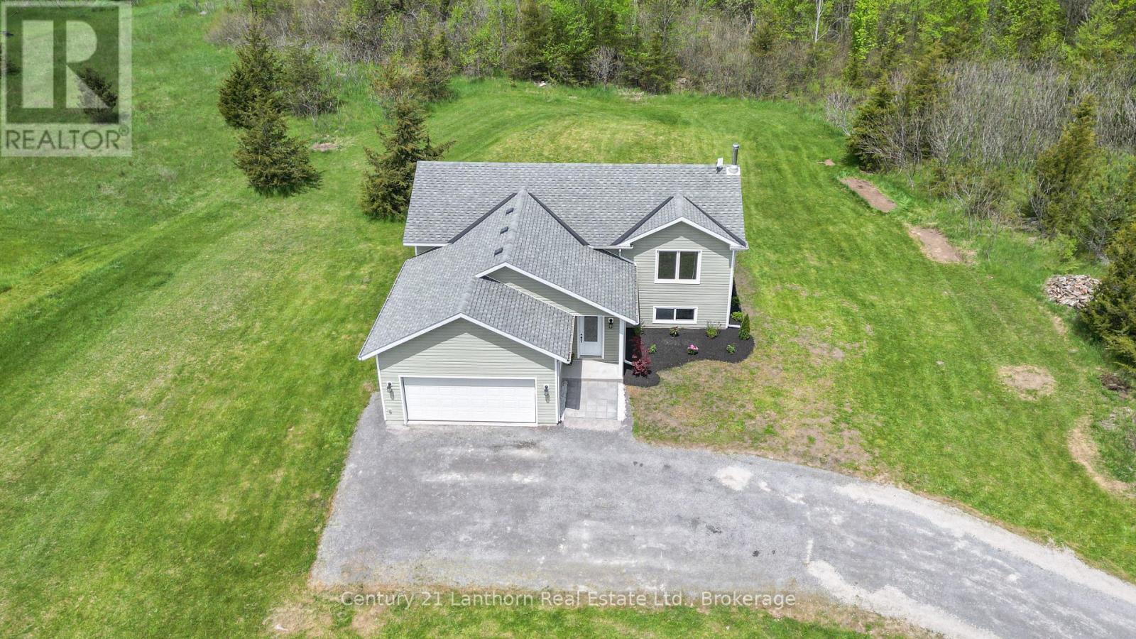488 JOHNSTON ROAD - 44