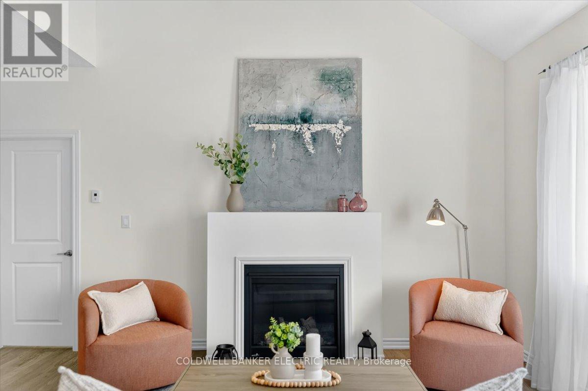3 HILLCROFT WAY - 15