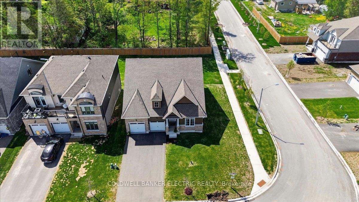 3 HILLCROFT WAY - Image 2