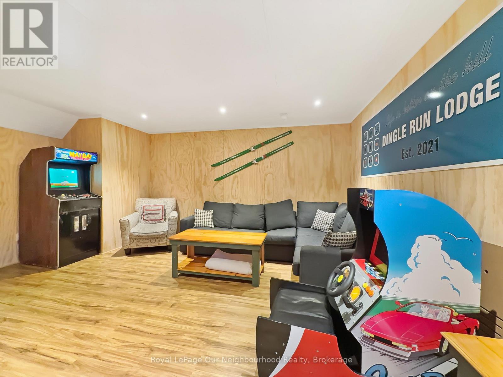 1040 SKI RIDGE TRAIL - 20