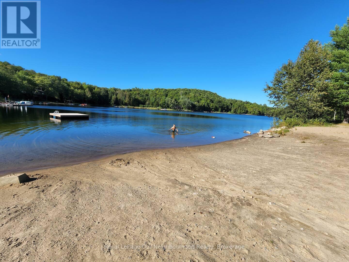 1040 SKI RIDGE TRAIL - 33