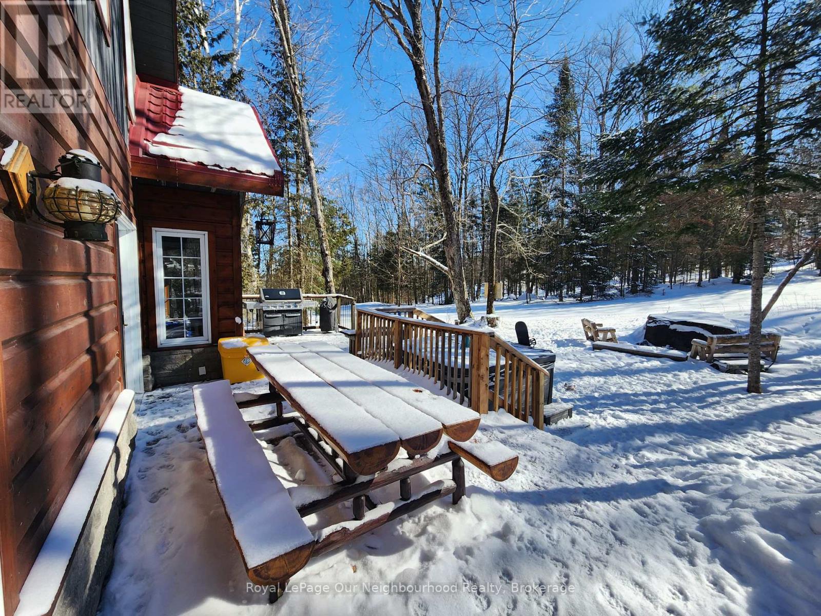 1040 SKI RIDGE TRAIL - 38