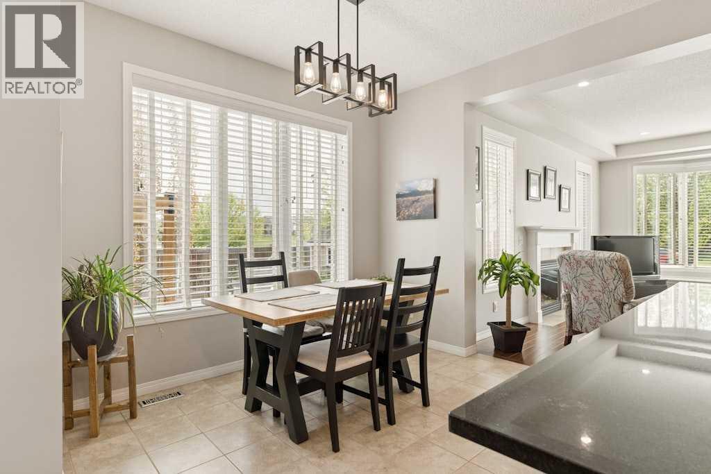 728 Windridge Road SW - 18