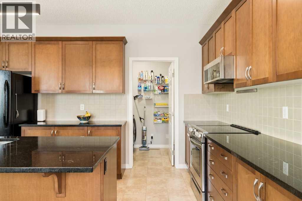 728 Windridge Road SW - 19
