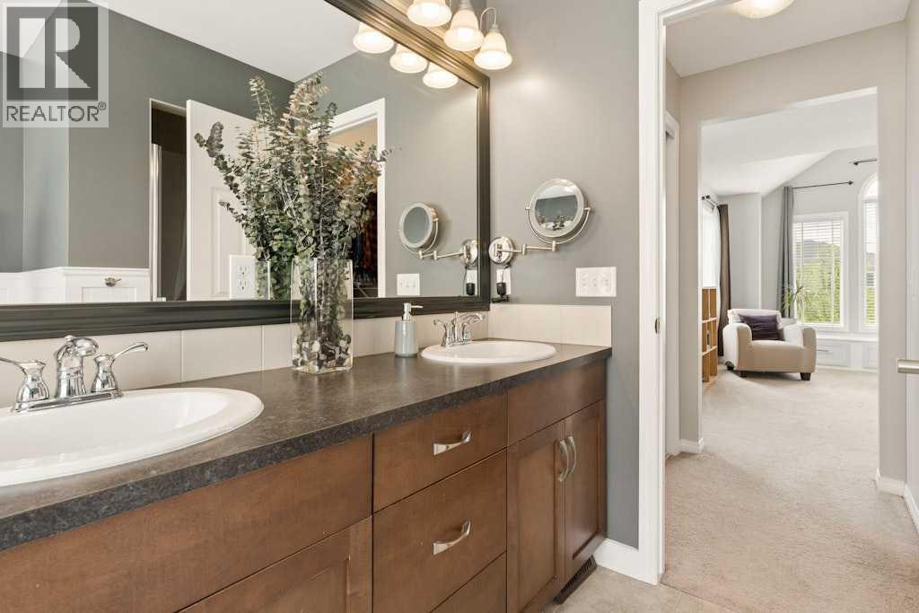 728 Windridge Road SW - 34