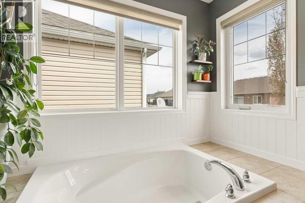 728 Windridge Road SW - 37