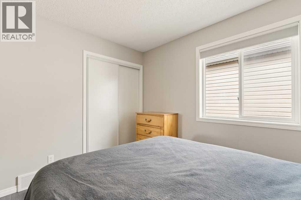 728 Windridge Road SW - 41