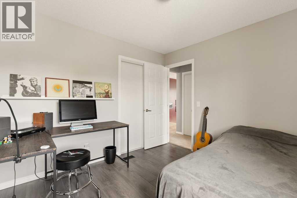 728 Windridge Road SW - 42