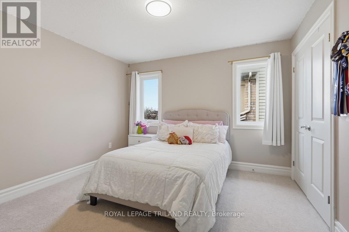 2091 PENNYROYAL STREET - 30