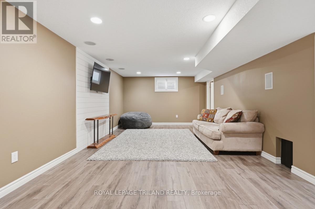 2091 PENNYROYAL STREET - 34