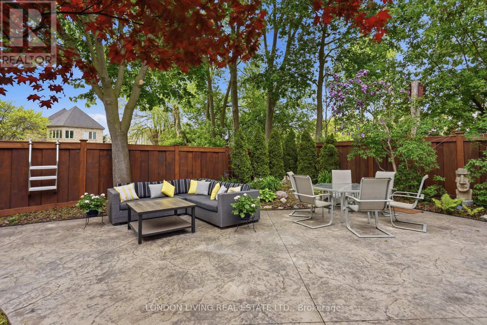 160 BRUCE STREET - 41