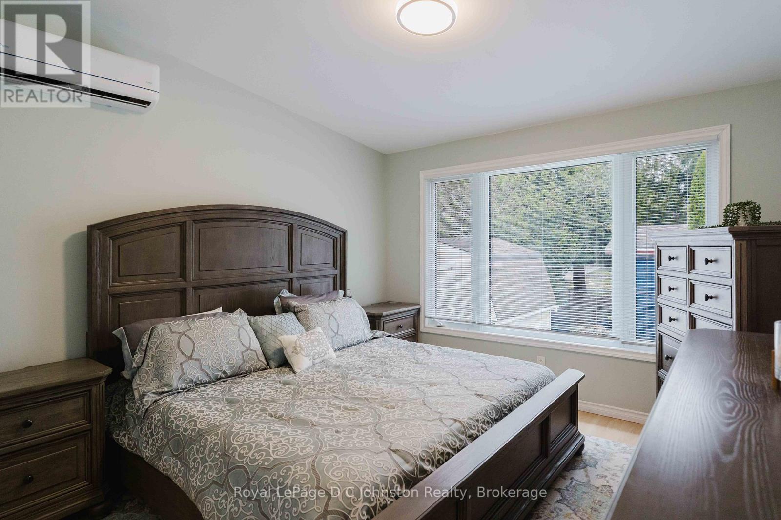 310 ALBERT STREET S - 25