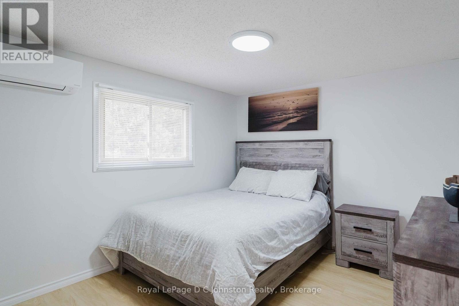 310 ALBERT STREET S - 32
