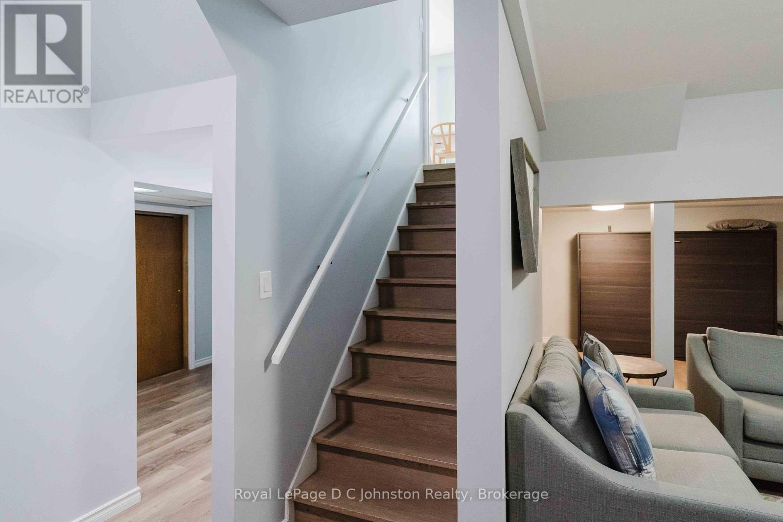 310 ALBERT STREET S - 36
