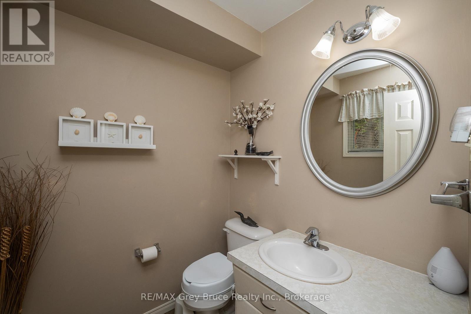 504629 GREY ROAD 1 - 32