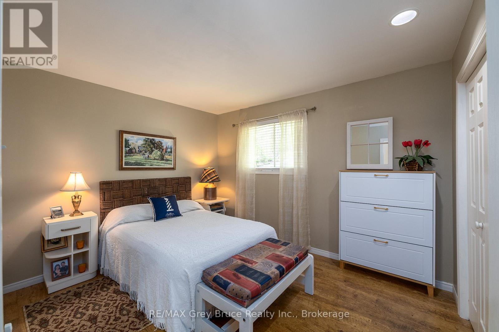 504629 GREY ROAD 1 - 33