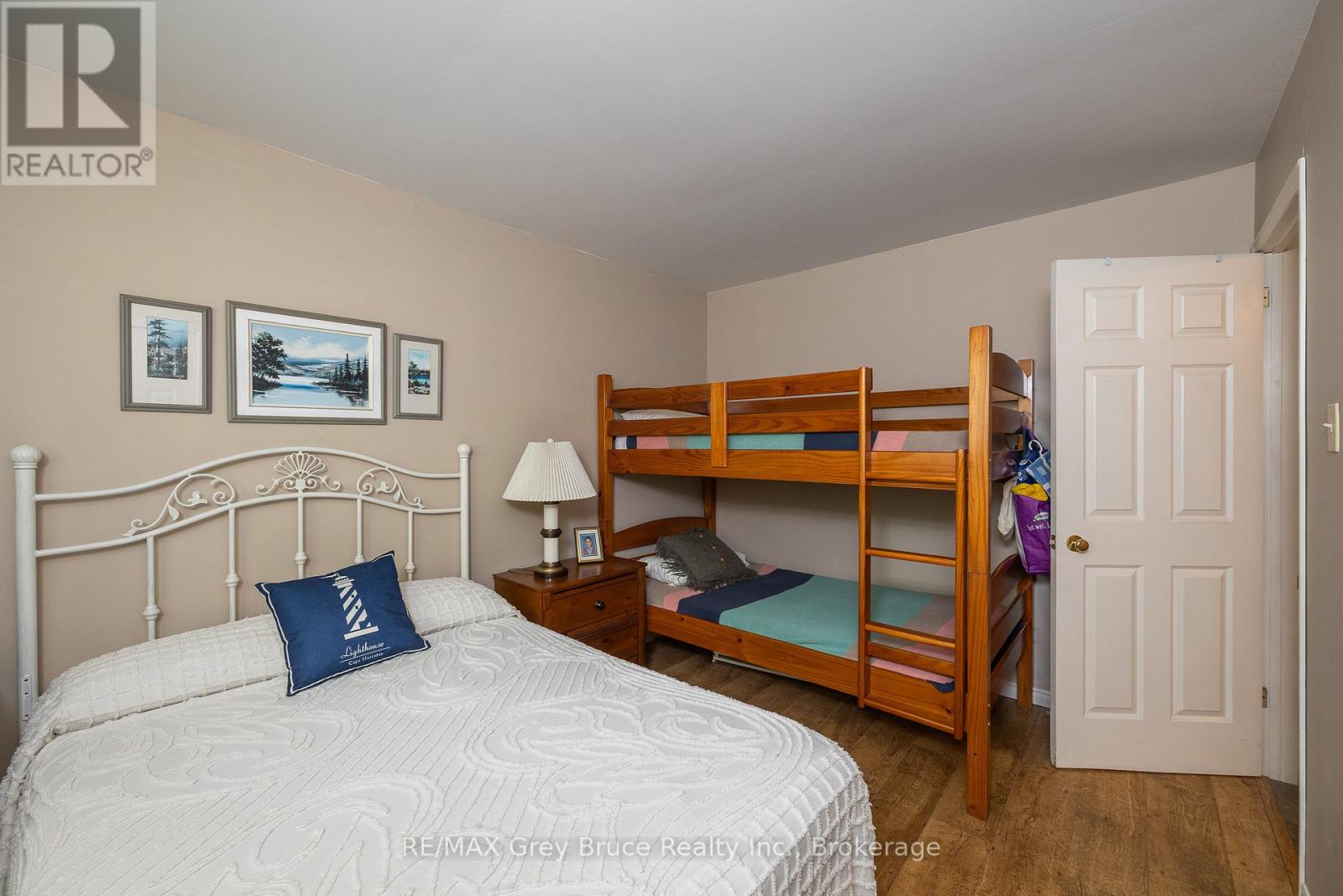 504629 GREY ROAD 1 - 41
