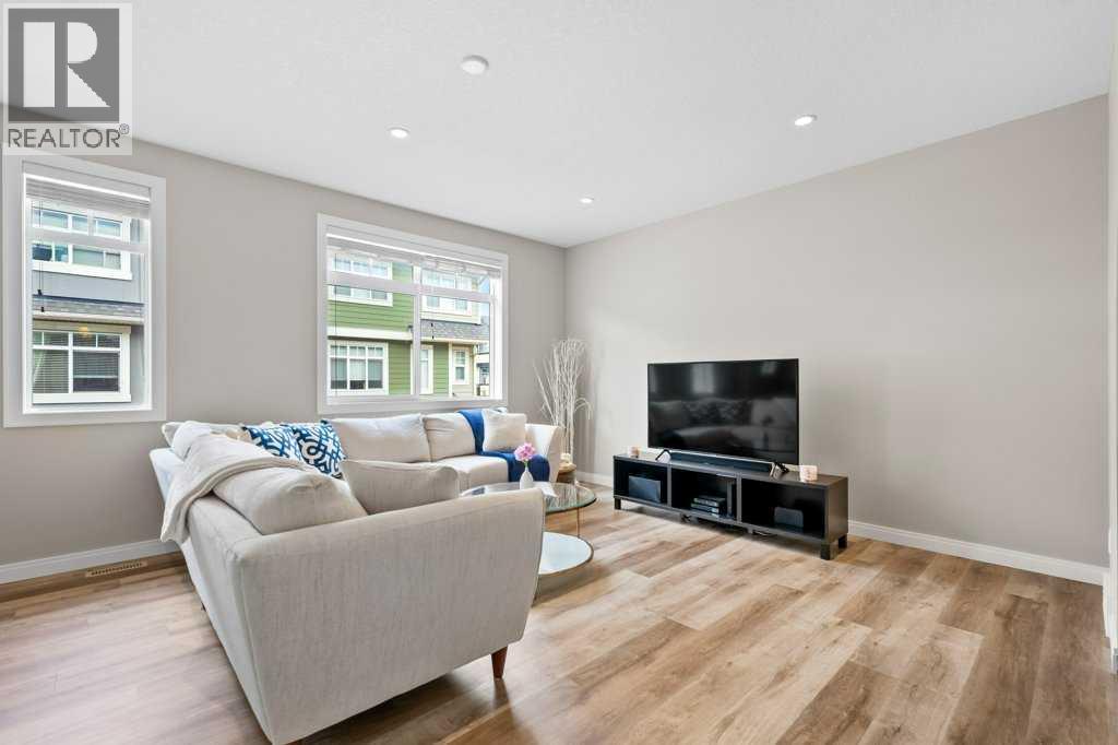 205 Wentworth Row SW - 4