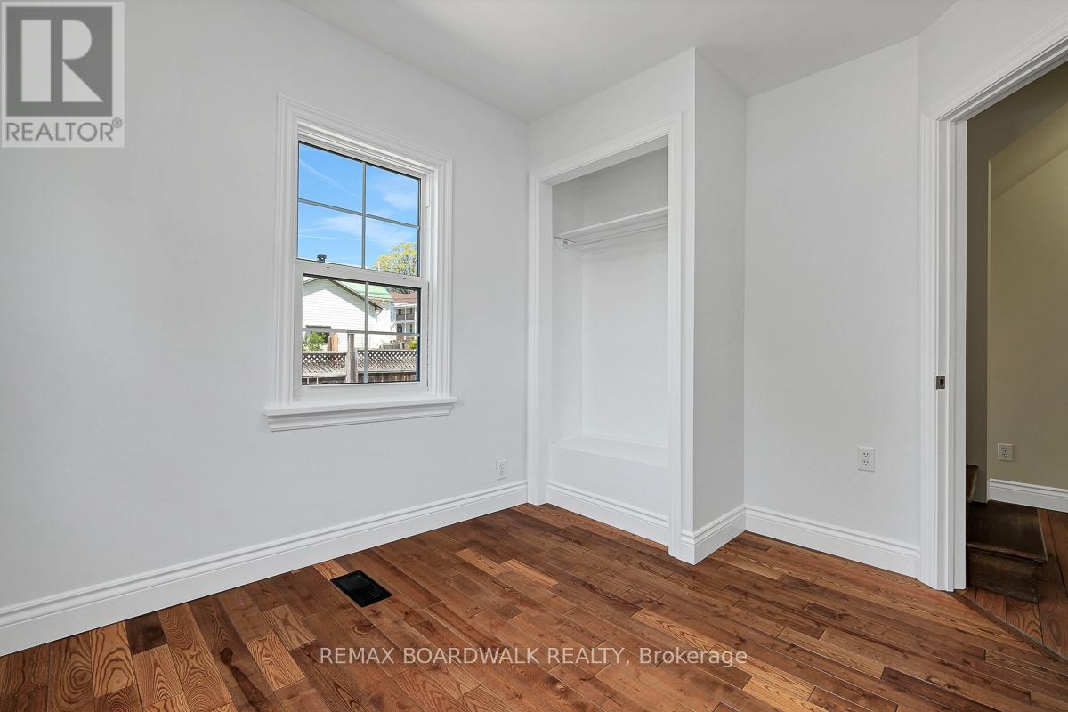 96 YORK STREET - 11