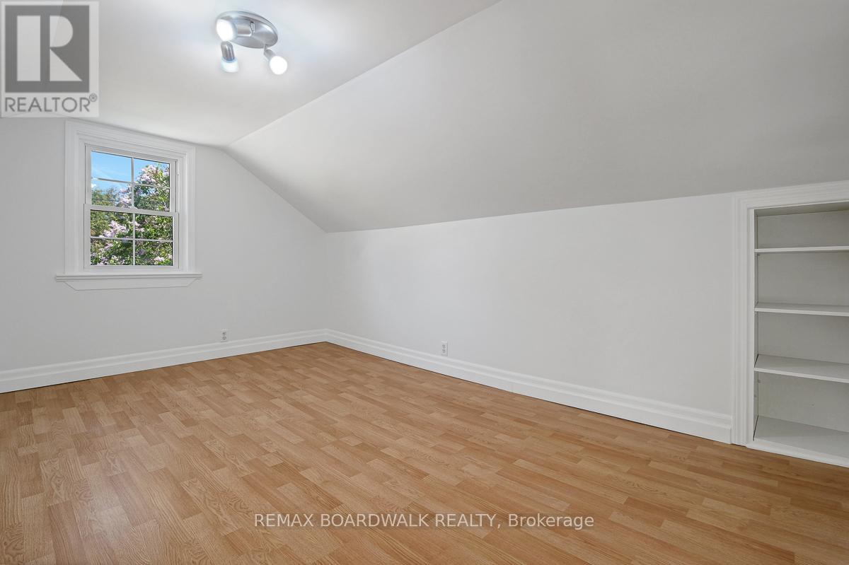 96 YORK STREET - 18