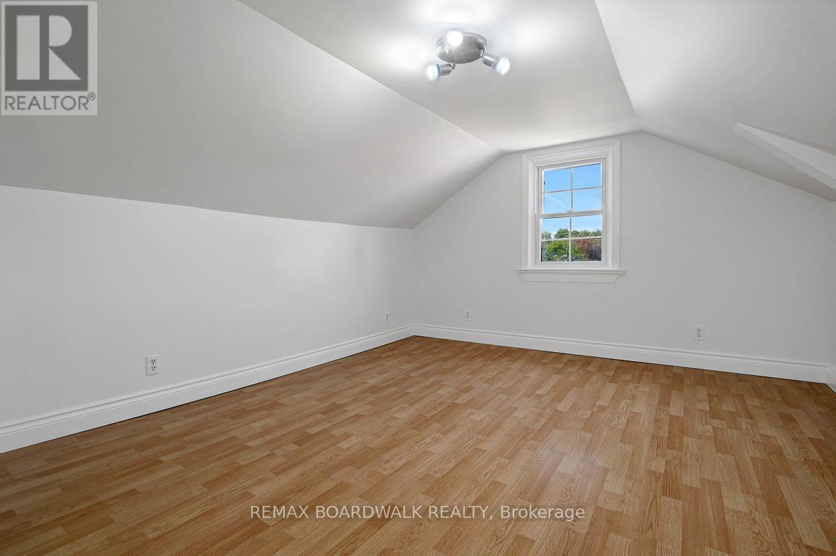 96 YORK STREET - 19
