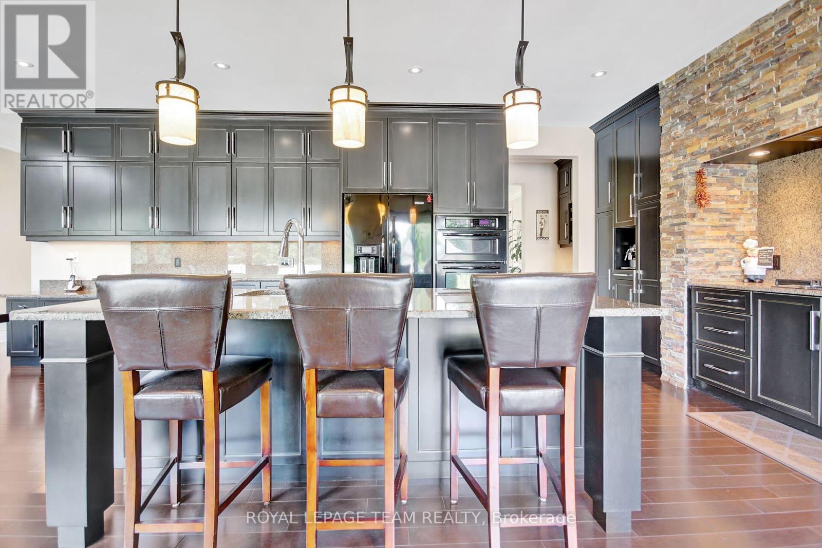 1419 BALMORAL DRIVE - 19