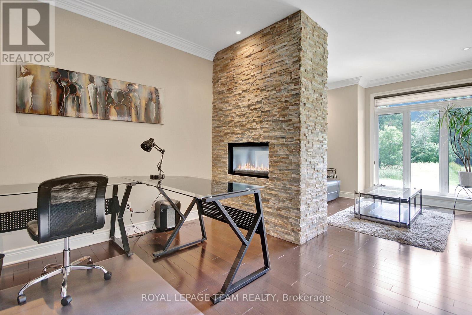 1419 BALMORAL DRIVE - 25