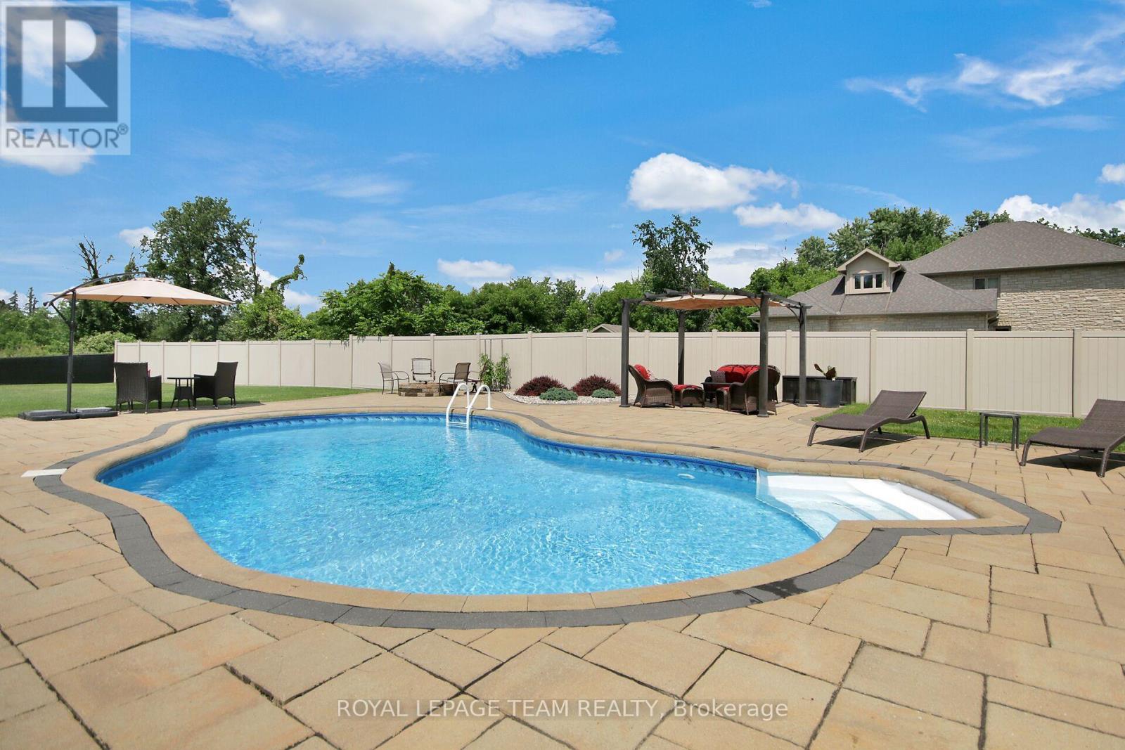 1419 BALMORAL DRIVE - 7