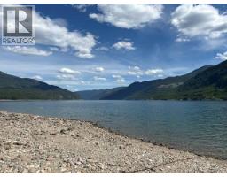 7520 Broadwater Road, Castlegar, BC V1N4V8 Photo 16