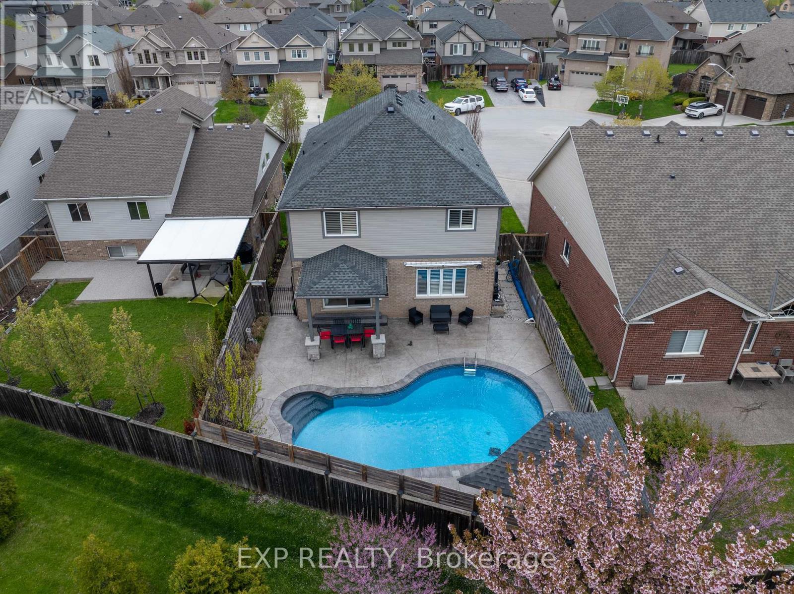 5783 JAKE CRESCENT - 3