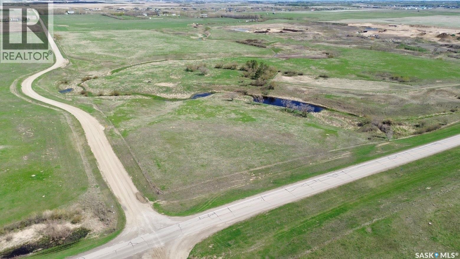 Land north of Pilot Butte - photo 3