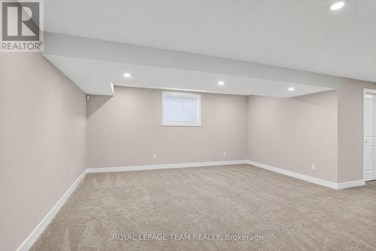 50 THUNDERBOLT STREET - 43