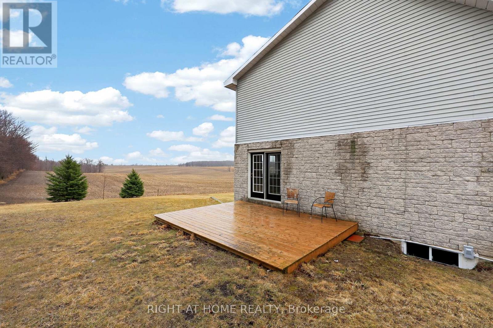 6435 12/13 STAYNER SIDE ROAD - 33