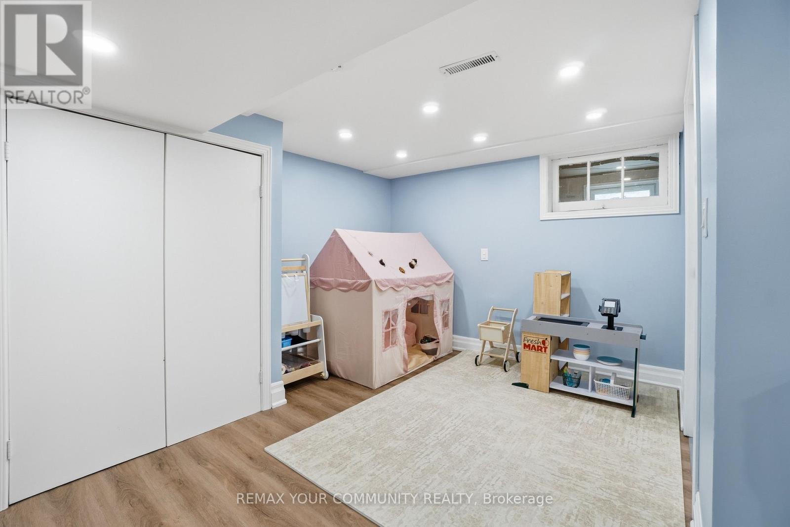 1445 ISLINGTON AVENUE - 28