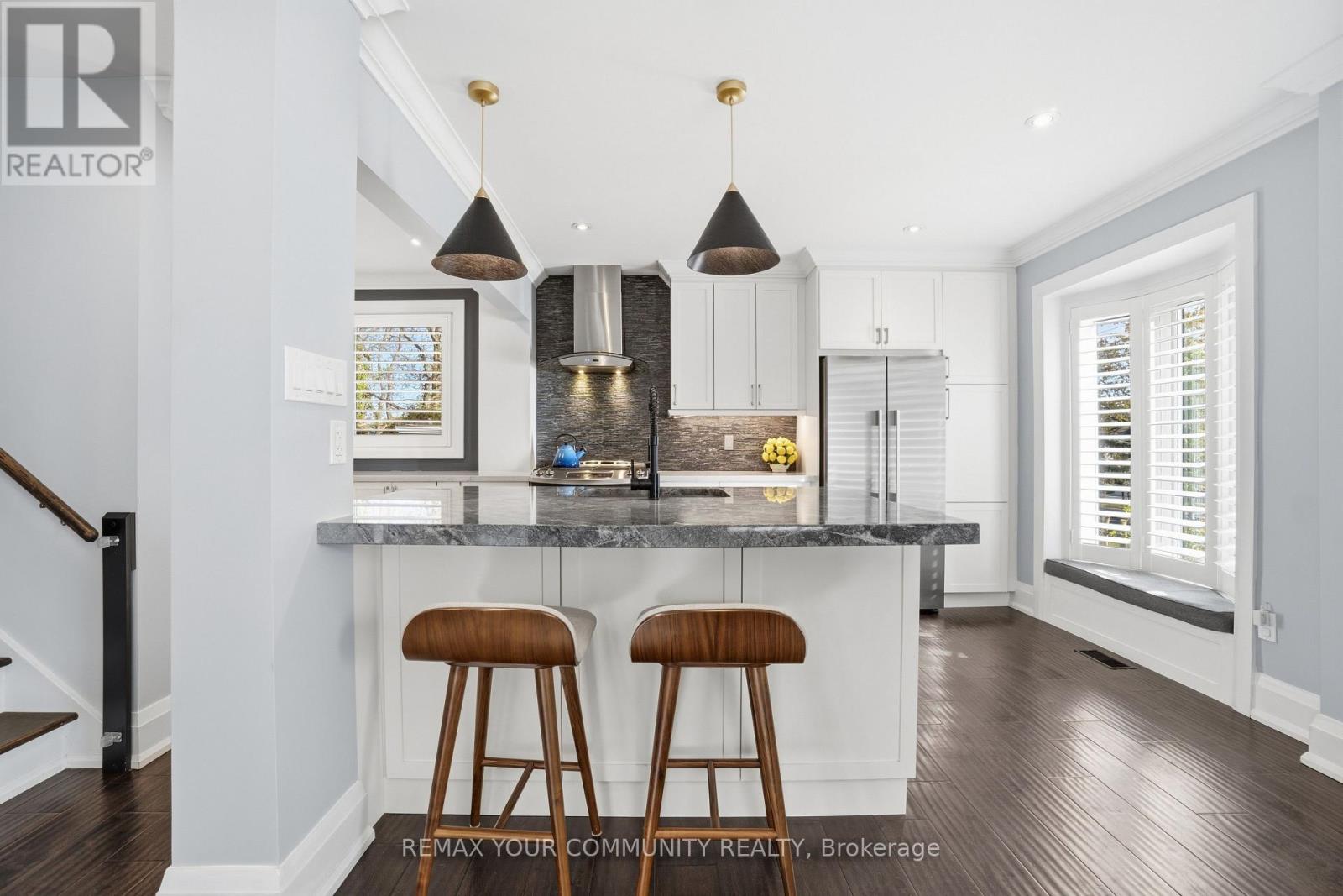 1445 ISLINGTON AVENUE - 5