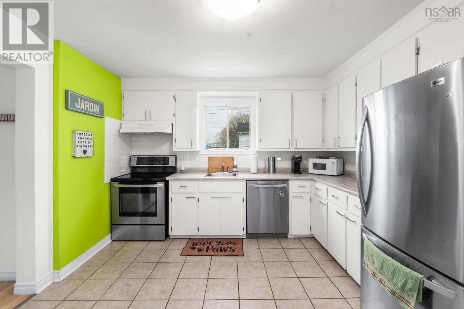 562 St. Margarets Bay Road - 10