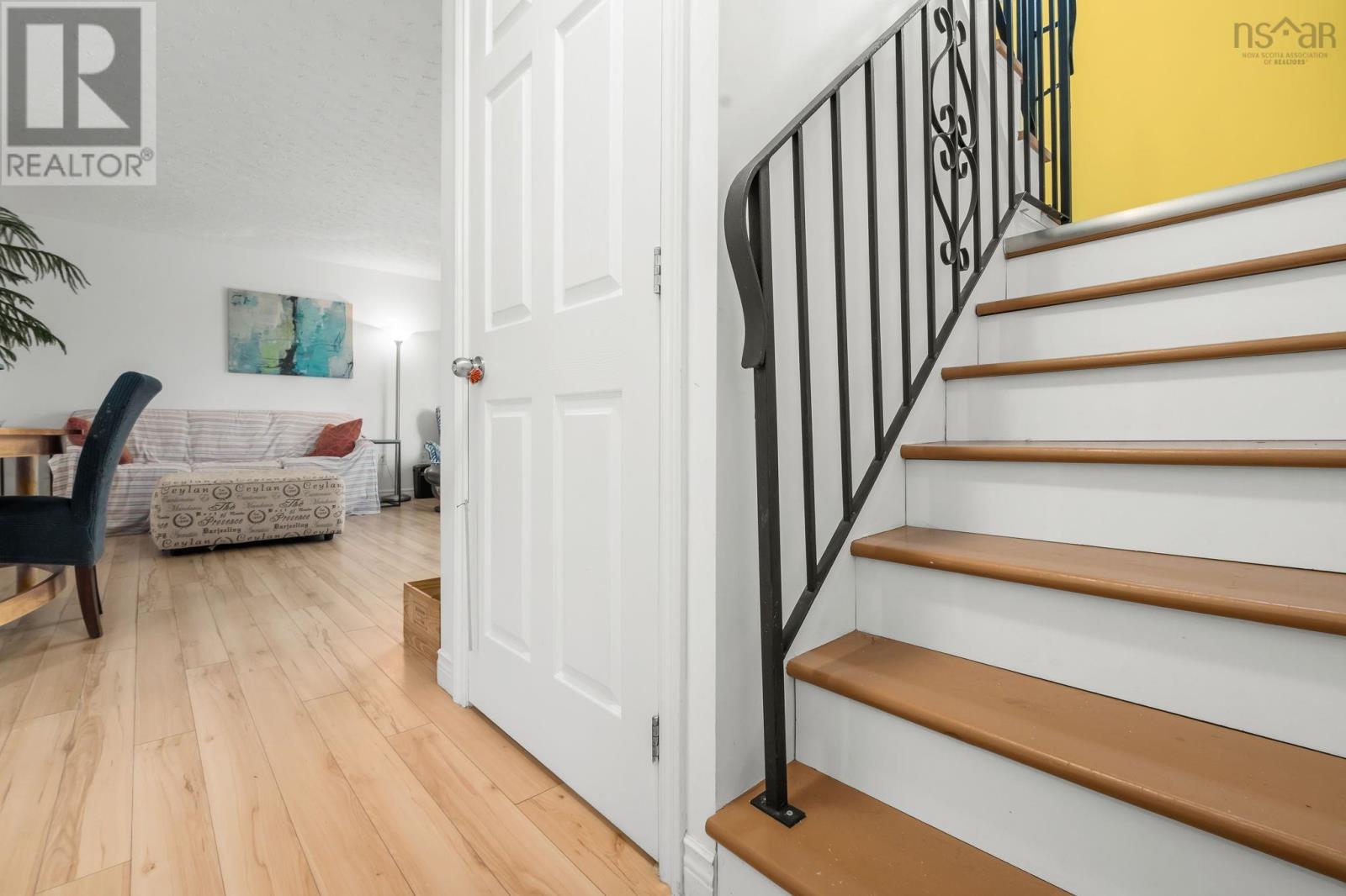 562 St. Margarets Bay Road - 14