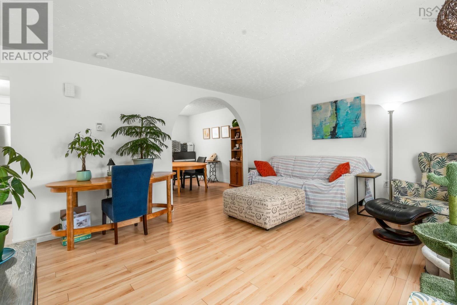 562 St. Margarets Bay Road - 4