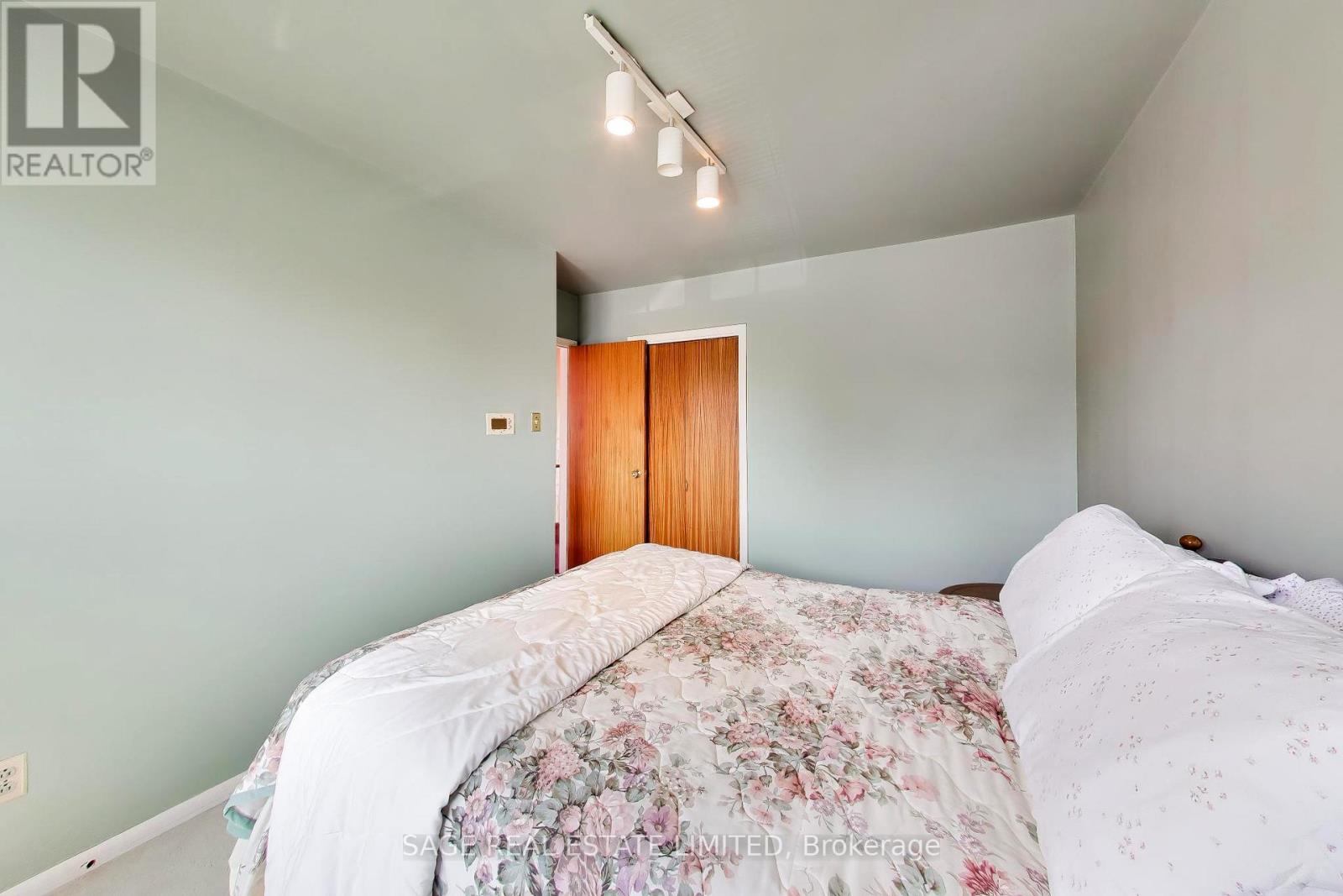 10 GASPE ROAD - 24