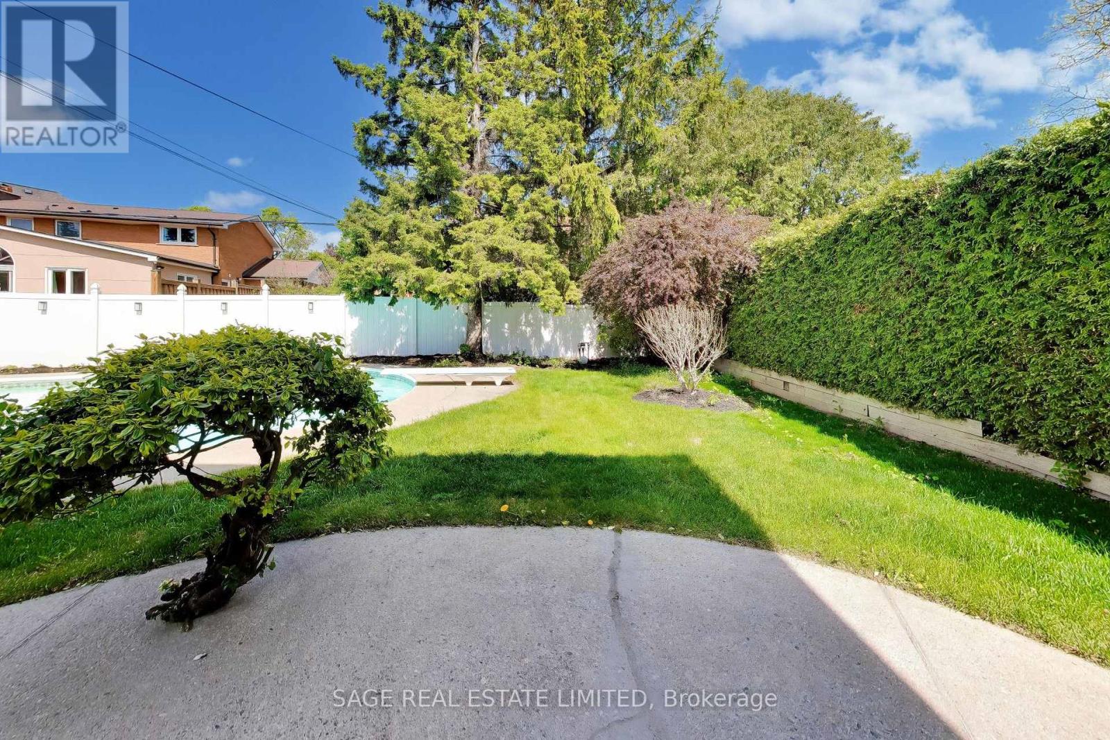 10 GASPE ROAD - 36