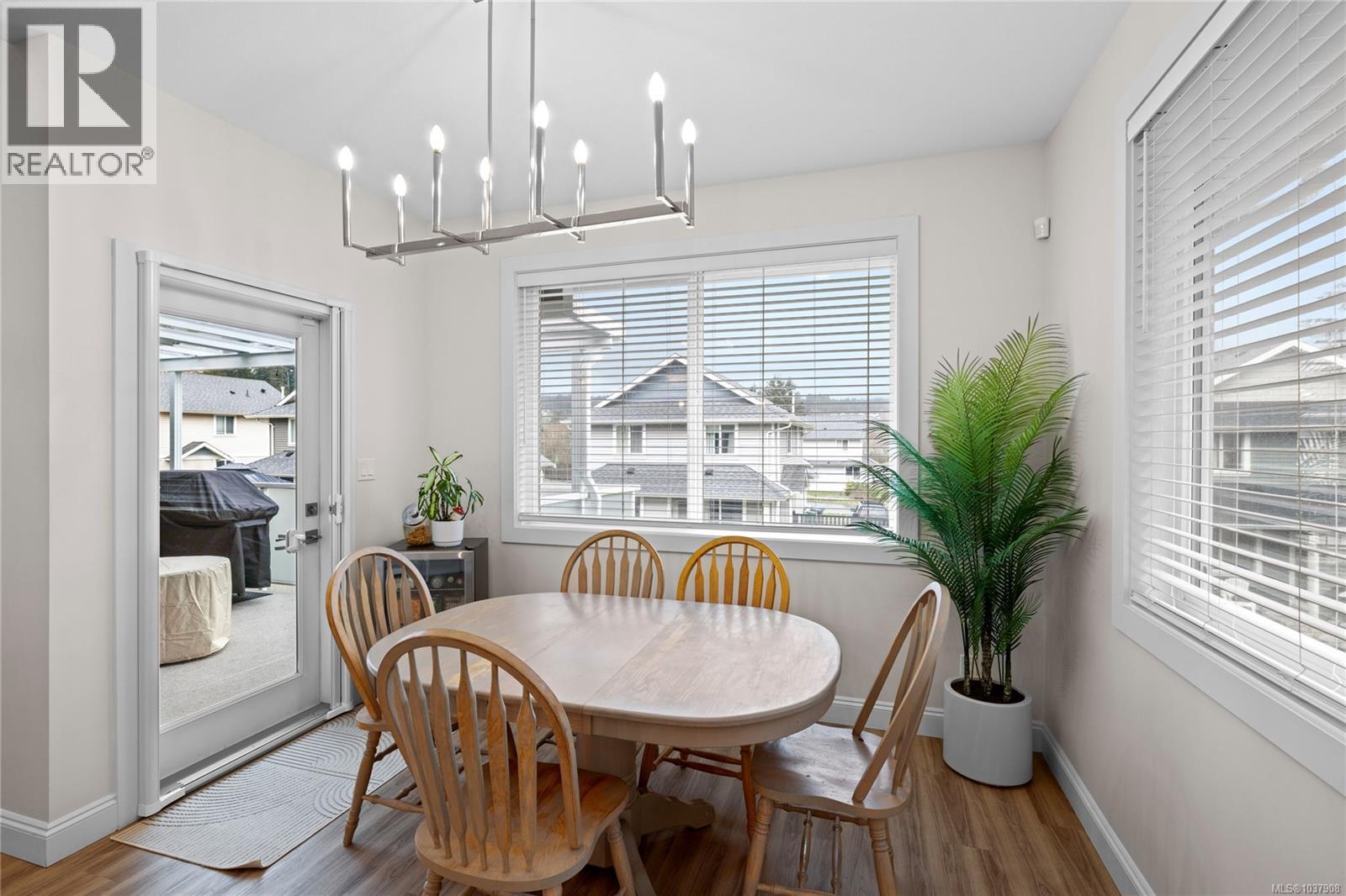 907 Park Ave - 15