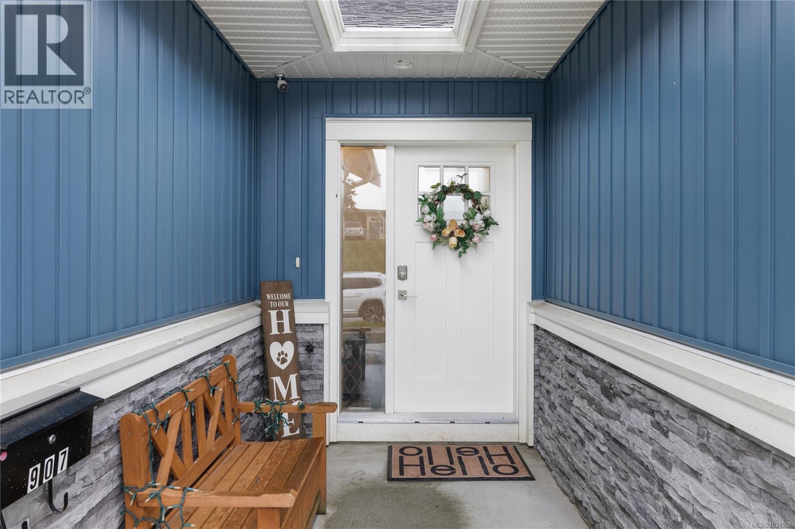 907 Park Ave - 4
