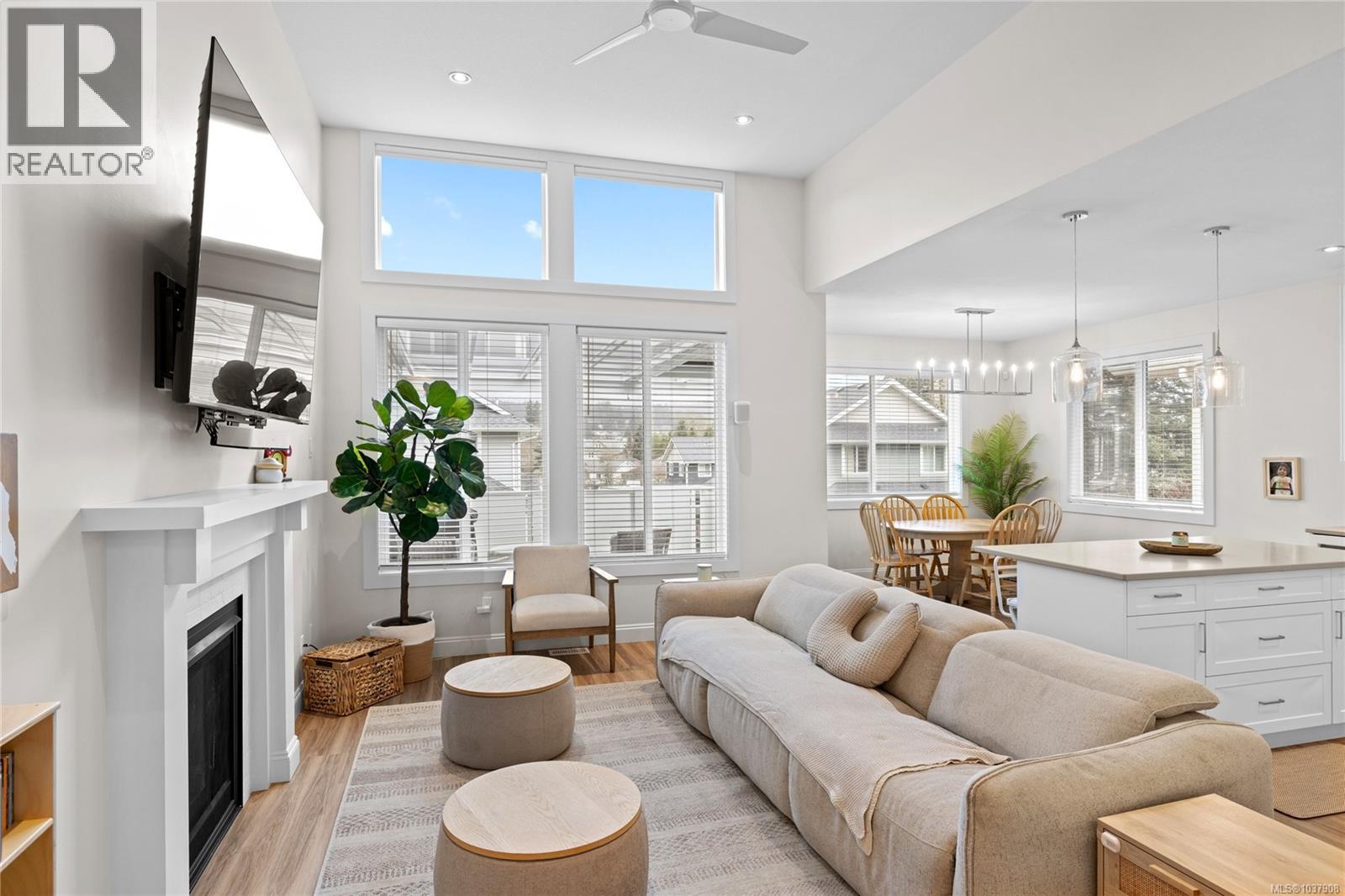 907 Park Ave - 5