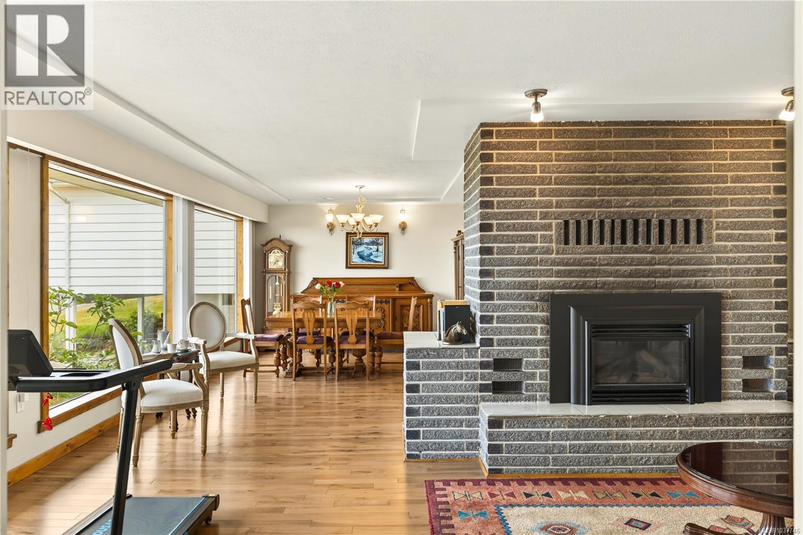 2505 Glenayr Dr - 11